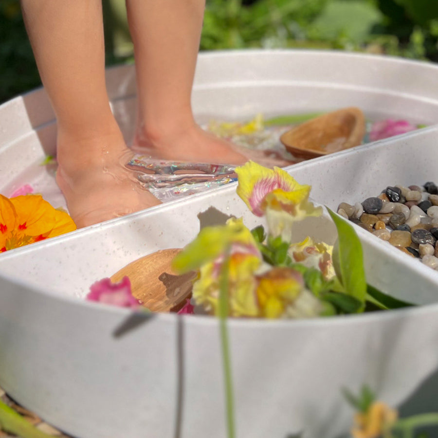 Busy Bee Tray