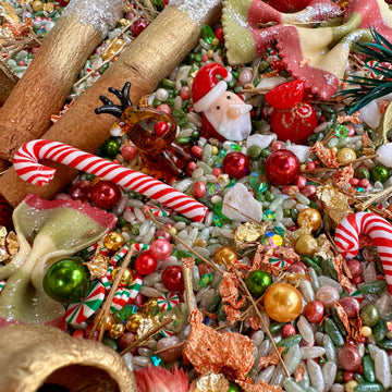 Fa La La Lastic Curated Merriment